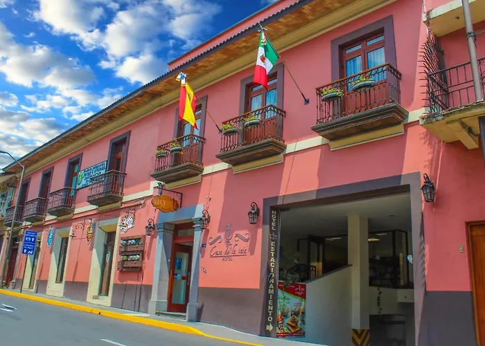 Casa de la iaia酒店
