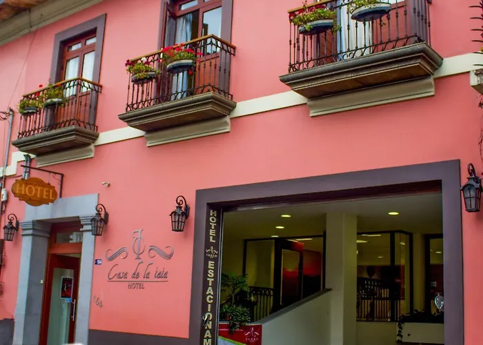 Casa de la iaia酒店